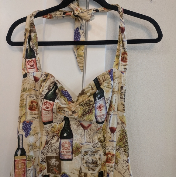 Dollz & Dames Wine Print Halter Zip Dress. XL - Picture 3 of 7